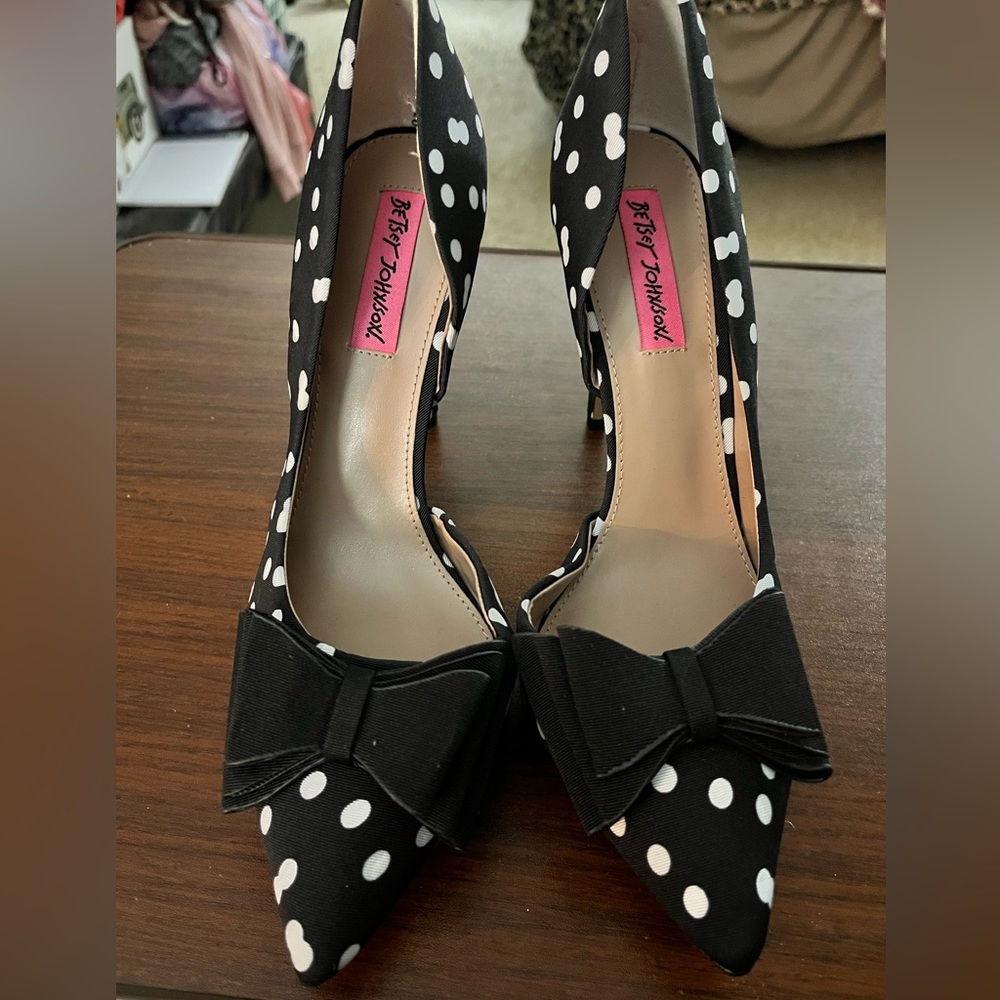 Polka Dot Pumps